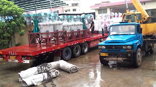 設(shè)備裝車出(chū)貨